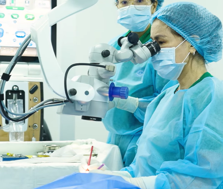 Phakic ICL surgery at Vietnam-Russia International Eye Hospital