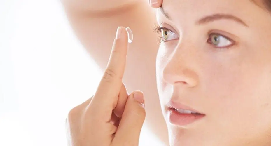 Mắt điều tiết ở tuổi 20