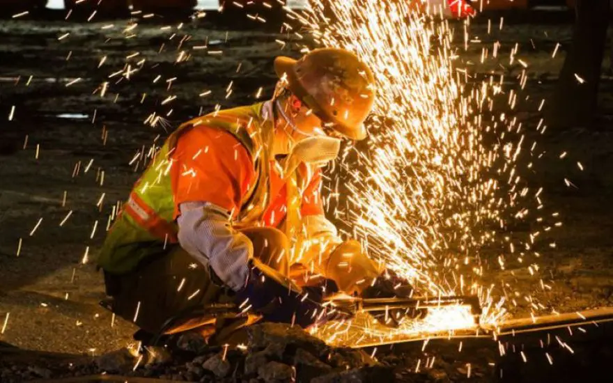 Những nguyên nhân thường gặp gây bỏng mắt