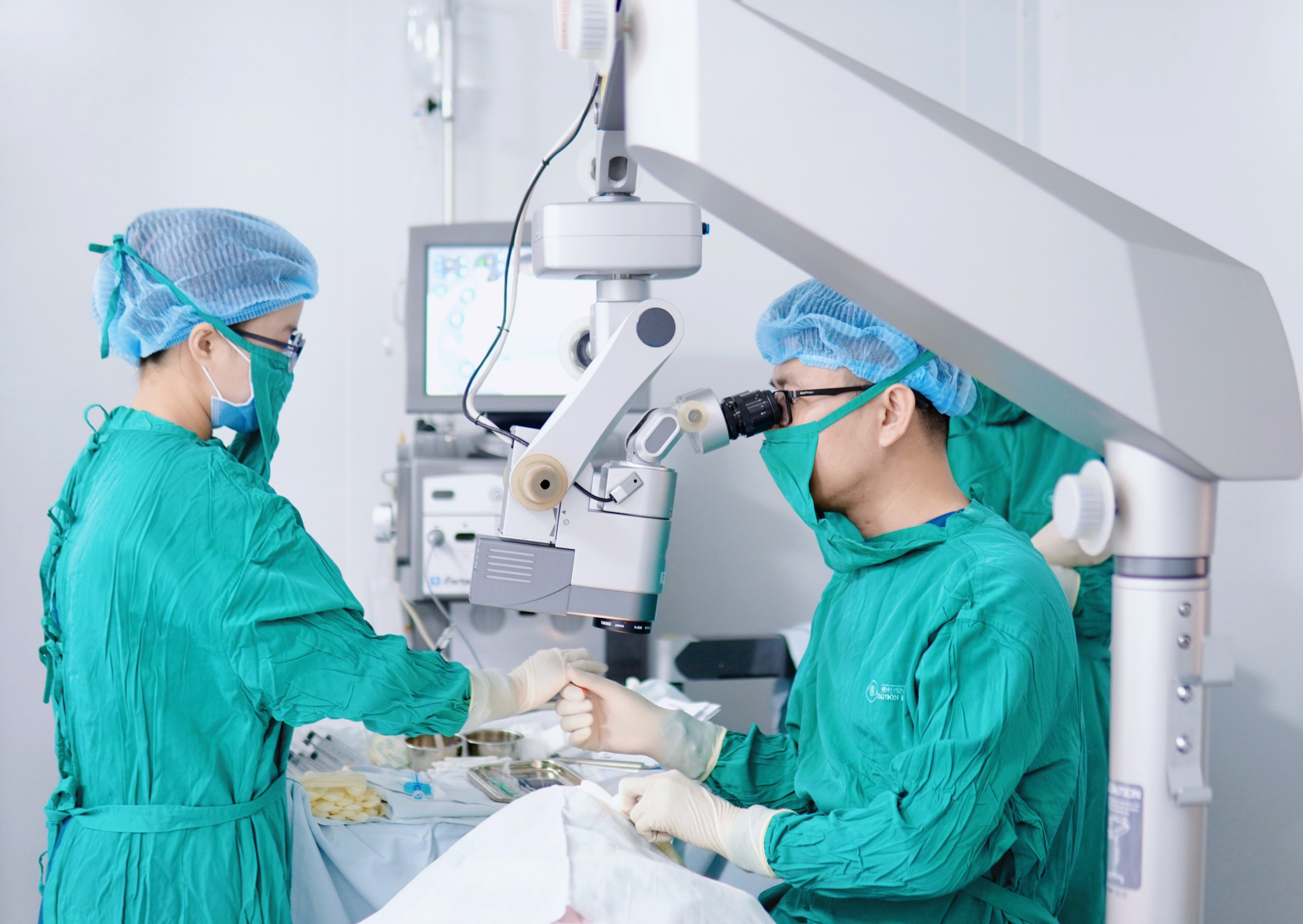 Quy trình phẫu thuật Phakic ICL tại Bệnh viện Mắt Sài Gòn Đà Lạt