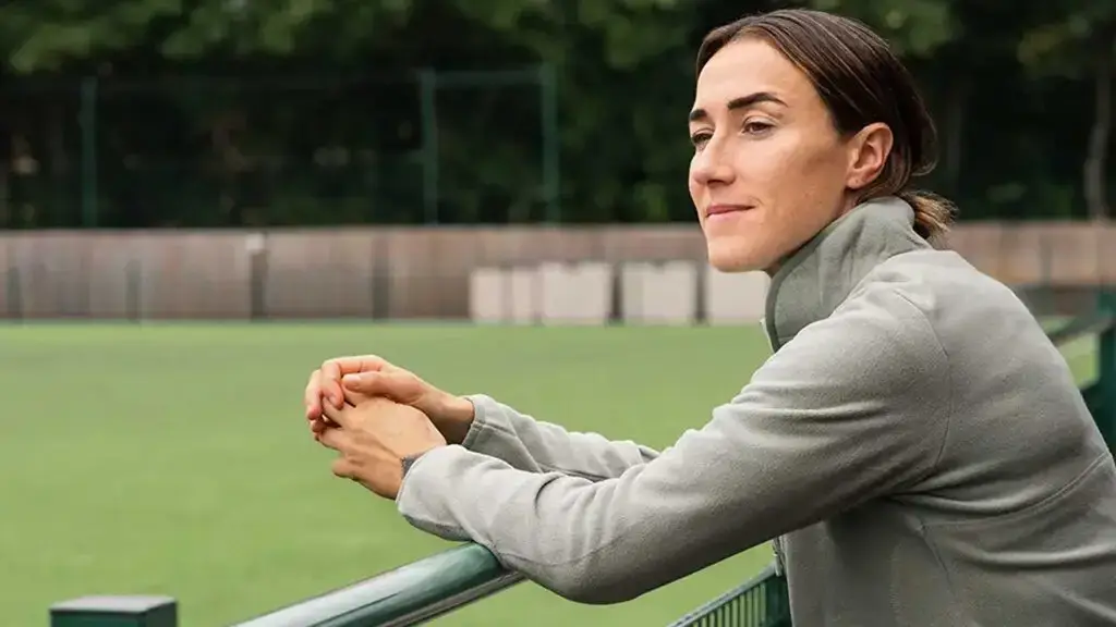 Trải nghiệm thực tế sau phẫu thuật Phakic ICL của Lucy Bronze