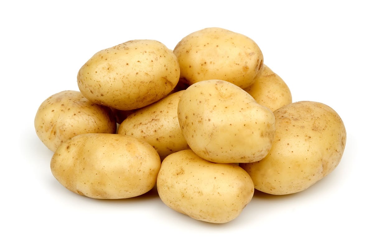 Khoai lang chứa beta-carotene, được cơ thể chuyển thành vitamin A hỗ trợ sức khỏe mắt
